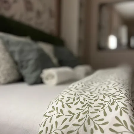 Downtown - Parking Apartment *